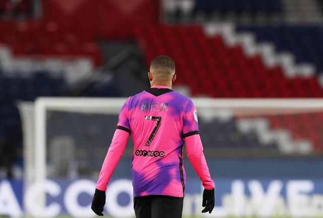 SGA成雷霆队史第三位砍31分+10板+8助+4断的球员（SGA成为雷霆队史第三人单场31分10篮板8助攻4抢断）