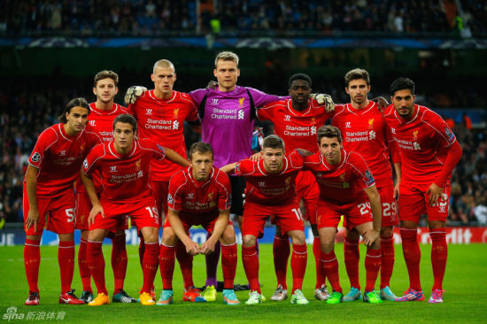 心情不错！知名说唱歌手Jay-Z现身湖人主场观看NBA杯（心情大好！嘻哈天王Jay-Z现身湖人主场观战NBA杯）