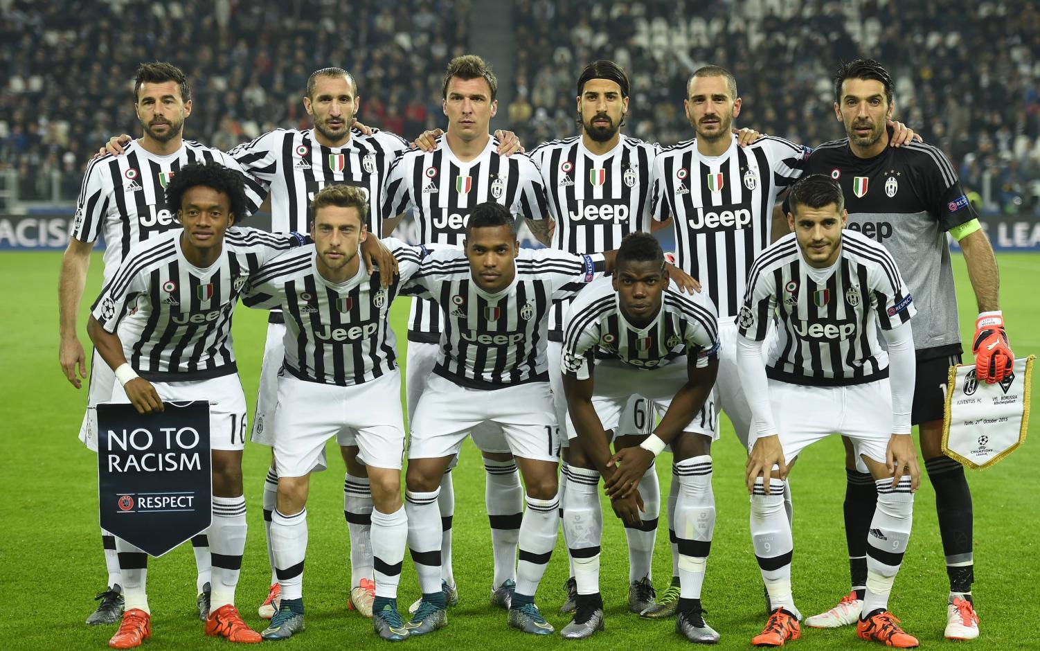 小孩哥！17岁卡尔成为欧冠最年轻连续3场进球球员